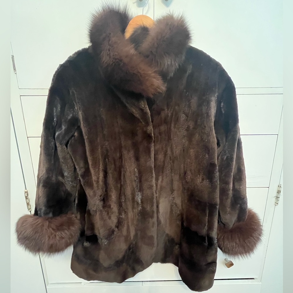 Mink Coat with Fox. Very good condition . Size Large